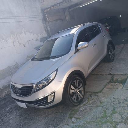 KIA SPORTAGE 2.0 EX 4X2 16V GASOLINA 4P AUTOMÁTICO KIA SPORTAGE 2.0 EX 4X2 16V GASOLINA 4P AUTOMÁTICO